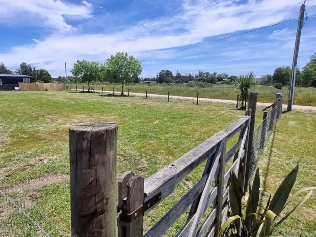 VENTA DE MUY LINDA ESQUINA EL TESORO, LA BARRA