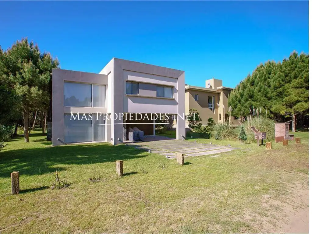 Casa en venta en Costa Atlantica Pinamar Costa Esmeralda Res