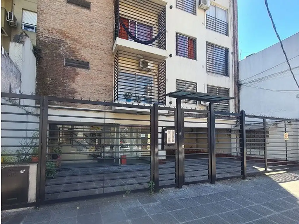 DEPARTAMENTO DE 2 AMBIENTES EN ALQUILER - MORON NORTE