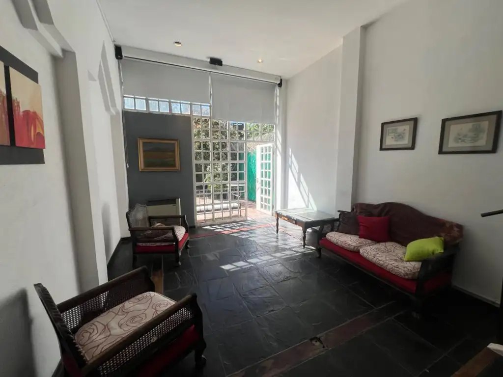 DUPLEX EN VENTA EN CASTELAR