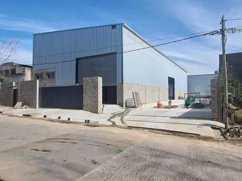 EXCELENTE NAVE INDUSTRIAL 1.000 M2