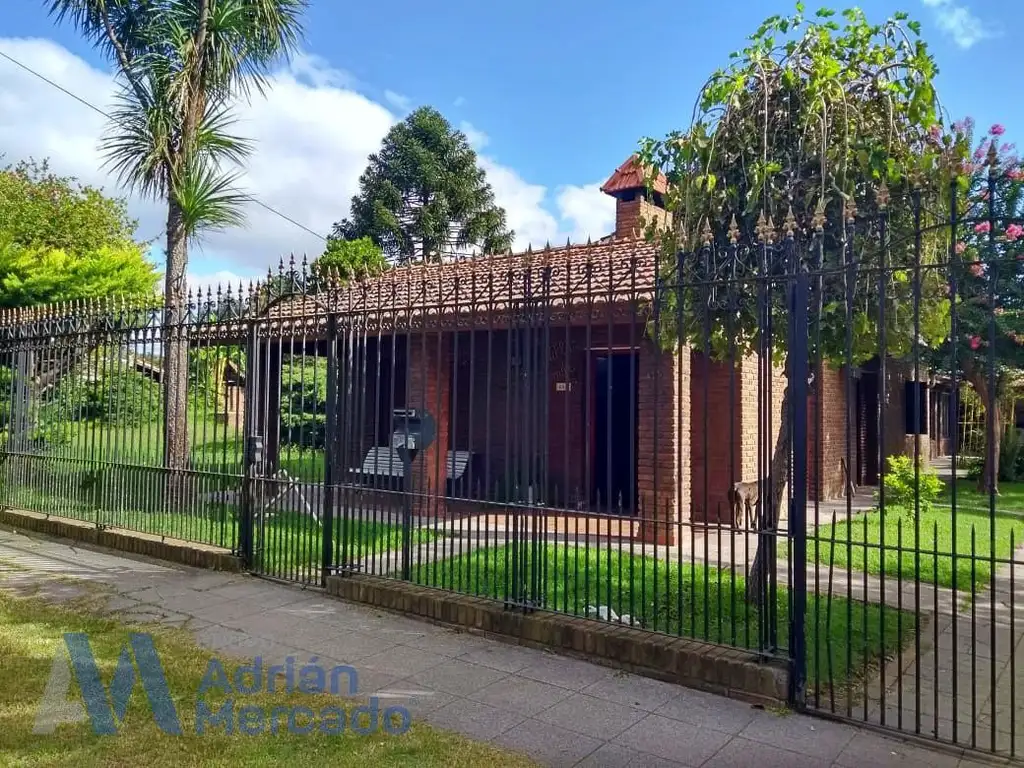 Casa en venta en Los Raulies al 400 - El Trébol - Argenprop