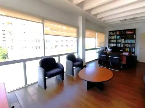 Oficina al frente, 45 m2, San Isidro centro - Foto 0