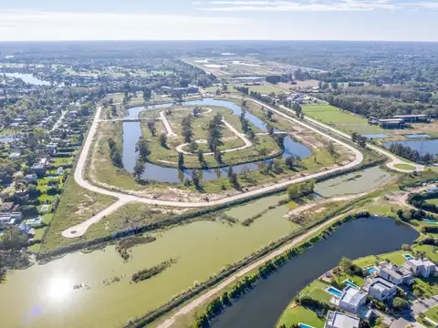 Terreno en venta en   Laguna Grande - Villanueva