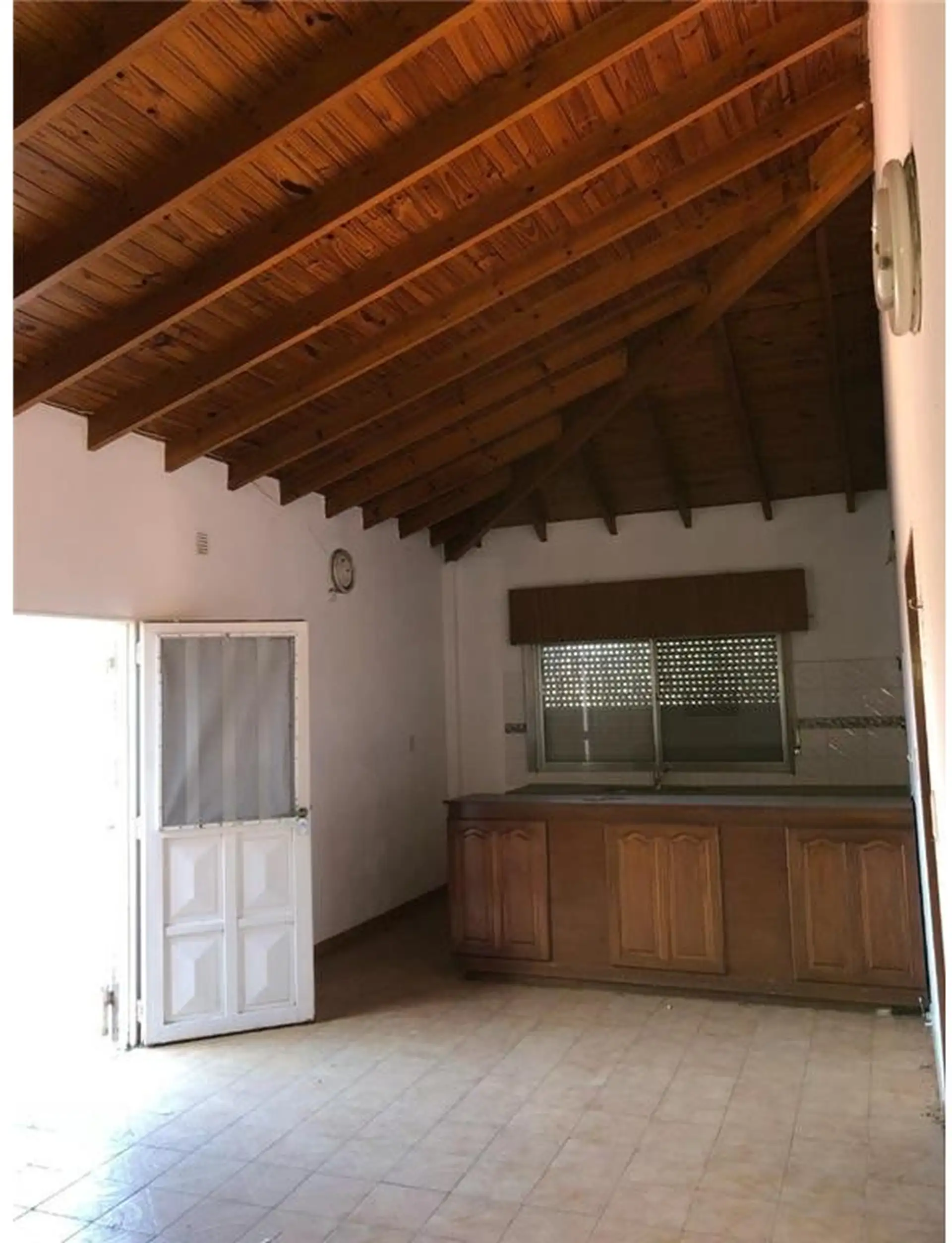 Casa en alquiler en CARLOS TEJEDOR 5200 - Caseros - Argenprop