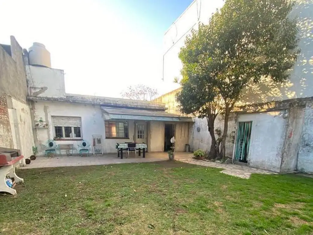 CASA EN VENTA 3 AMBIENTES LOTE 10X23 REFACCIONADO A NUEVO GRAN JARDIN FLORIDA