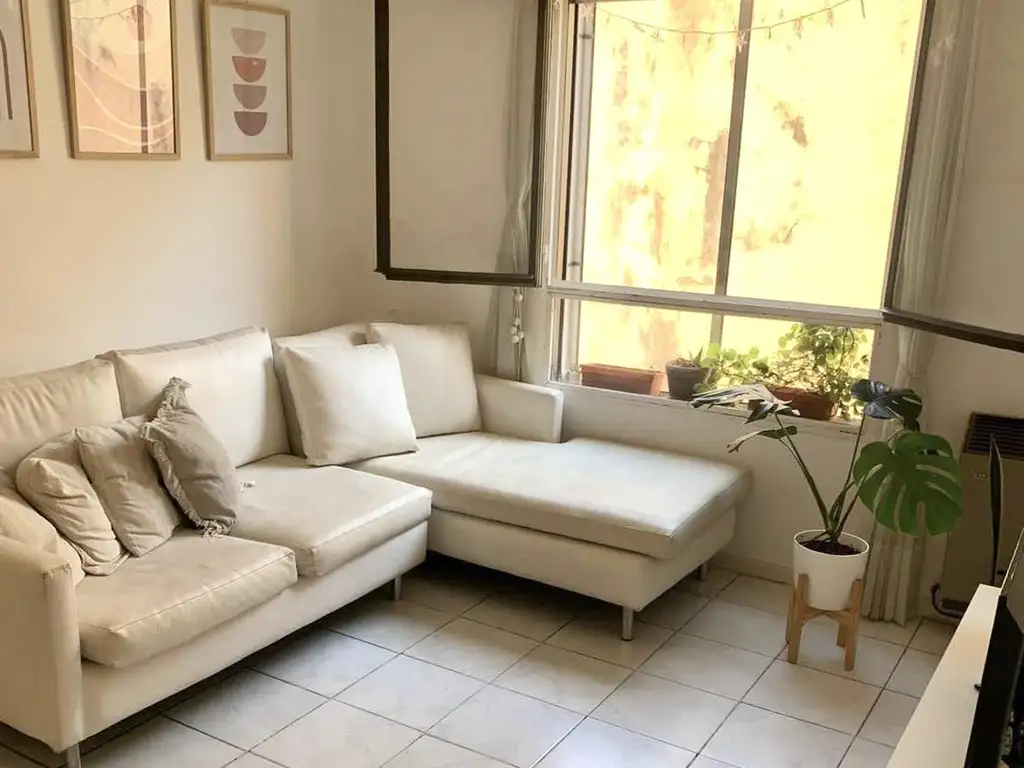 Departamento de 3 ambientes en  Alquiler a 1 cuadra de Av. Rivadavia