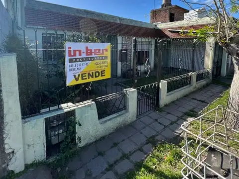 Casa - Venta - Argentina, Berazategui - Calle 214 666