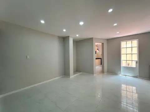 Departamento 4 ambientes  en planta baja a la venta en lujan centro mariano moreno 1129