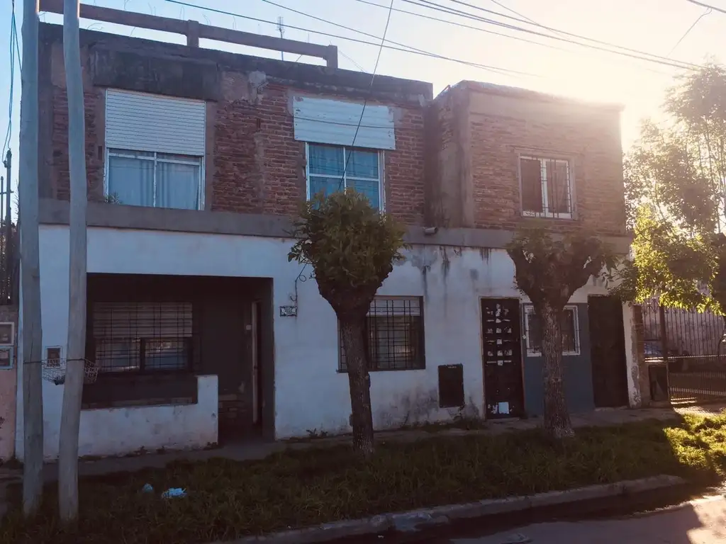 Venta Vivienda Multifamiliar a reciclar! Oportunidad!