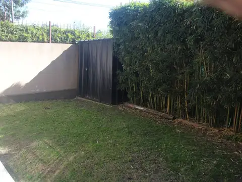 EXCELENTE DEPARTAMENTO DE 3 AMBIENTES CON COCHERA