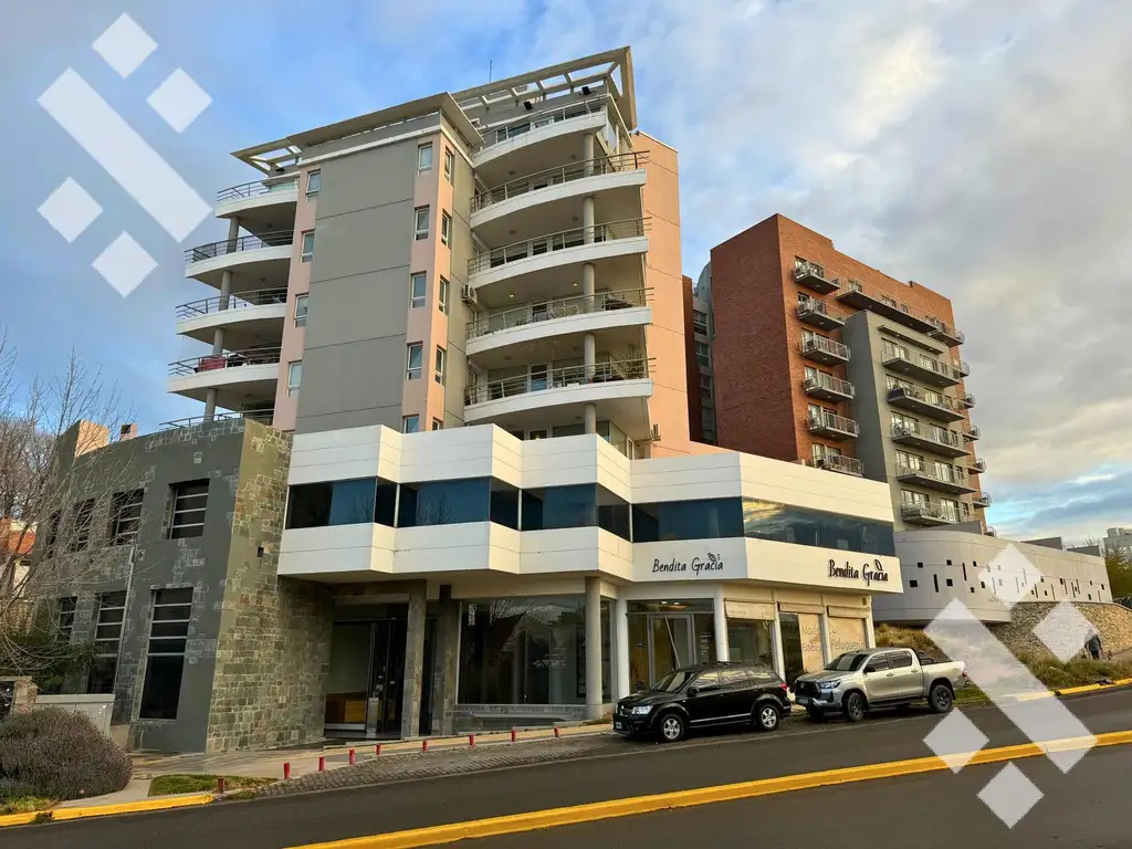 VENTA - DEPARTAMENTO 2 DORMITORIOS CON COCHERA Y BAULERA