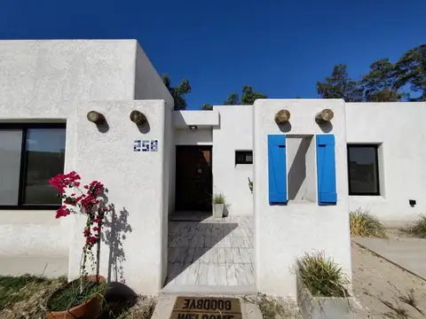 Navarrete Propiedades - Casa en venta en Santa Emilia Pilar del Este - Foto 0