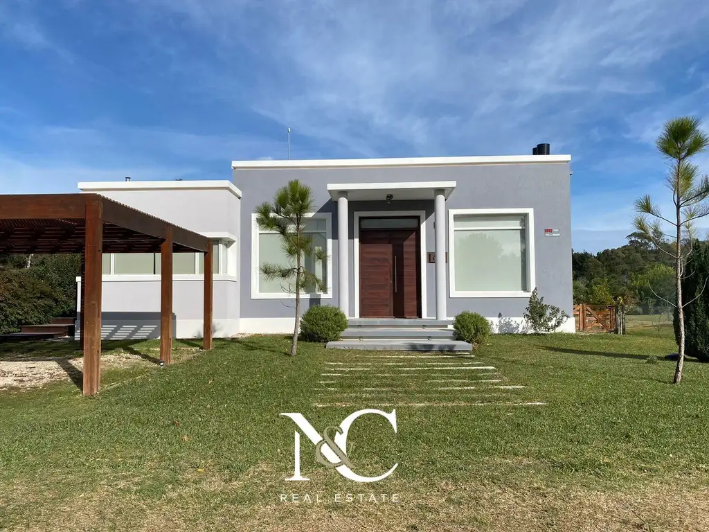 Casa en venta en Costa Esmeralda, Barrio Golf