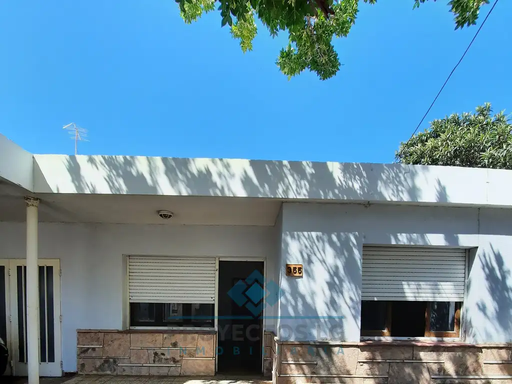 VENTA-CASA 3 DORMITORIOS+2BAÑOS-JESÚS MARÍA