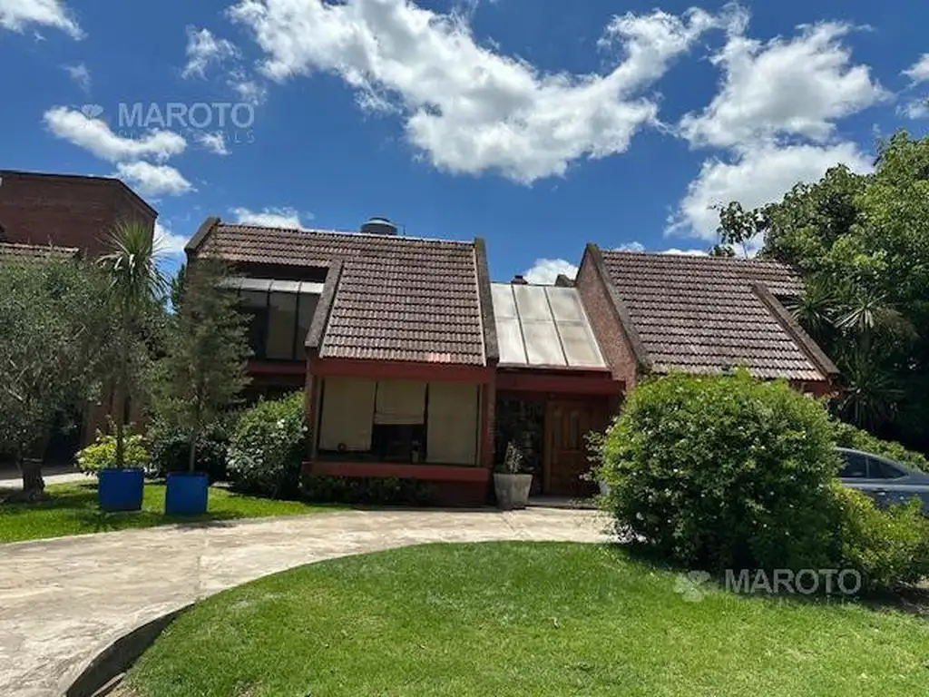 CASA EN VENTA EN ALQUILER EN LOS HORNEROS  C.C.-APTO CREDITO -MAROTO PROPIEDADES