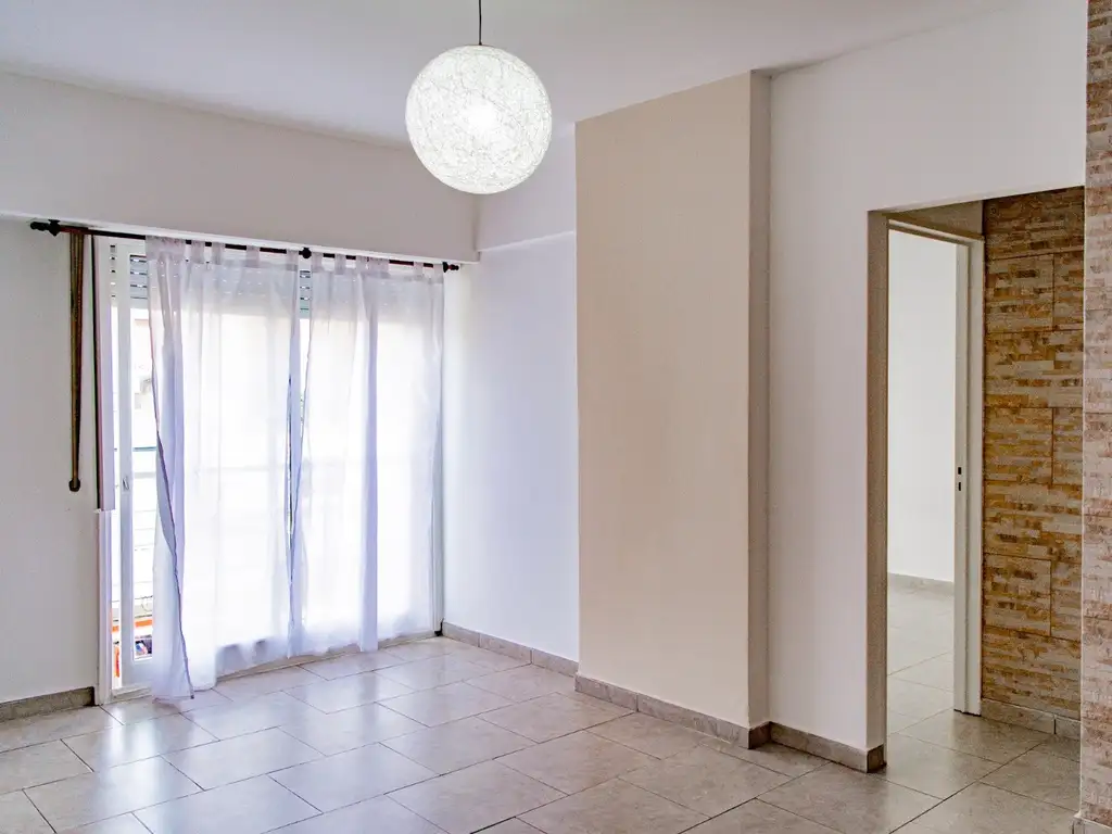 Departamento 2 Ambientes Quilmes Centro En Venta impecable