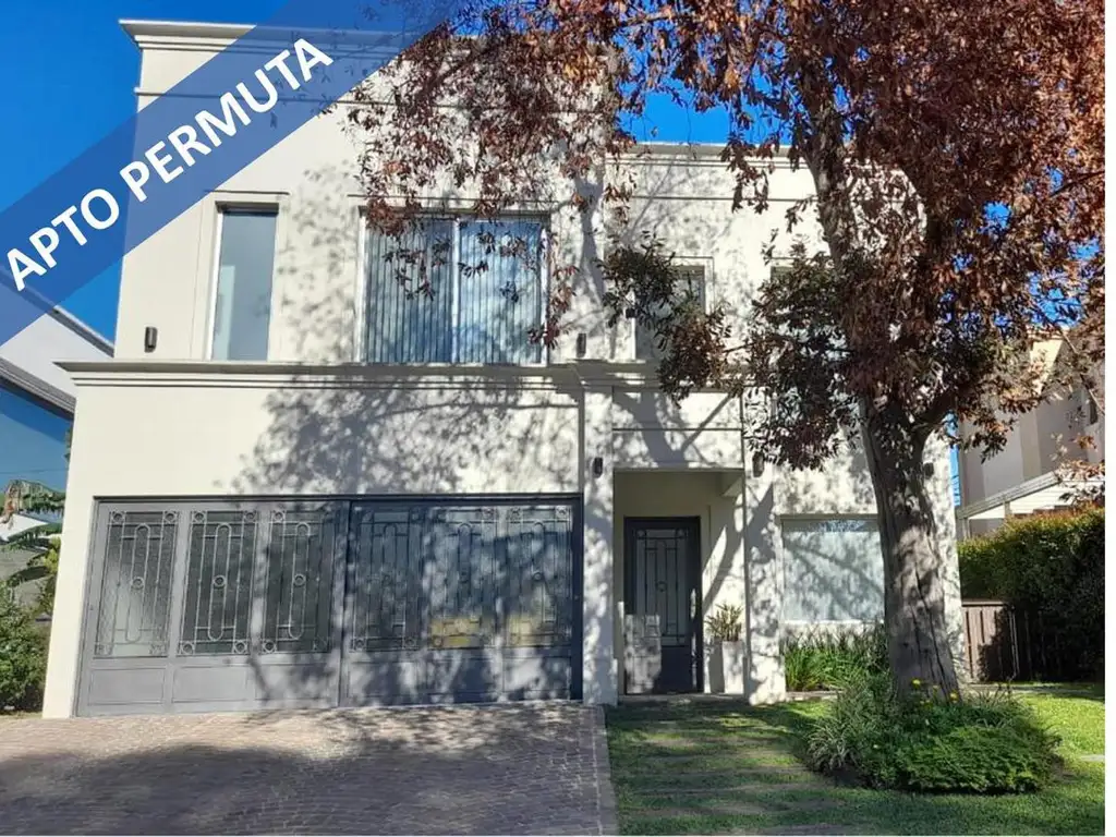 VENTA - Excelente casa sobre lote de 525m2 en Barrio Dorrego