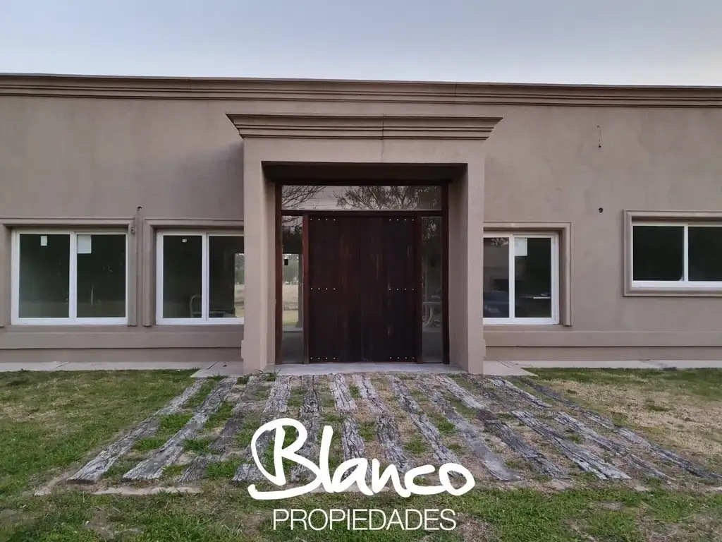 Casa  en Venta en Estancias del Pilar, Pilar, G.B.A. Zona Norte - BLA0555_LP534485_2