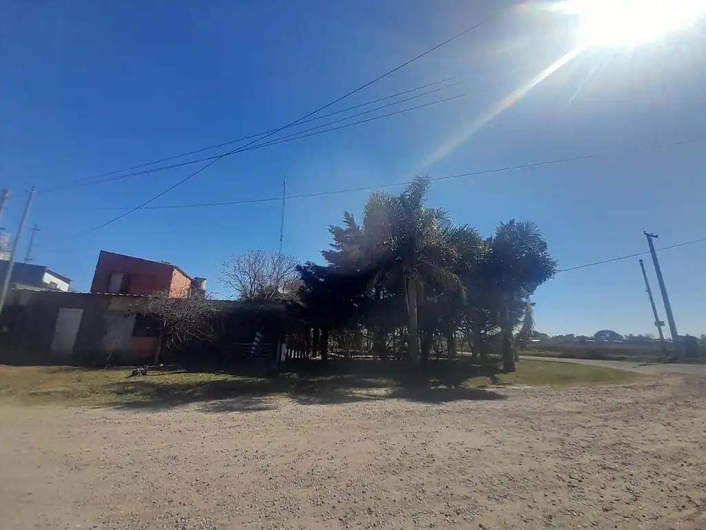 Casa de 2 dormitorios en Sauce Viejo, Santa Fe.