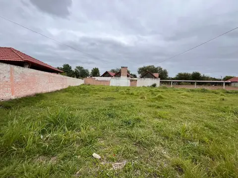 Lote de 398 M2 a metros del Balneario en La Cruz