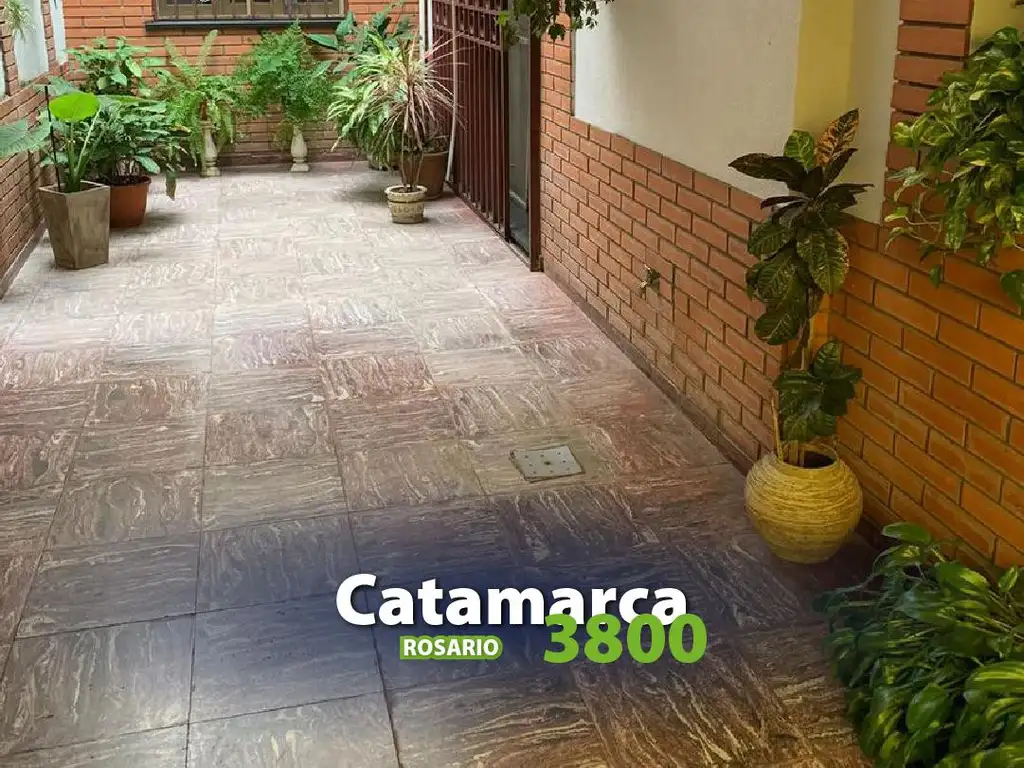 Casa en venta en Rosario - dos dormitorios - Catamarca 3800