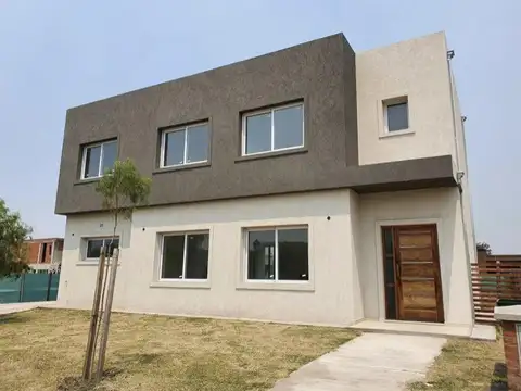 Casa en Venta Barrio Santa Elena, Pilar del Este - Foto 0