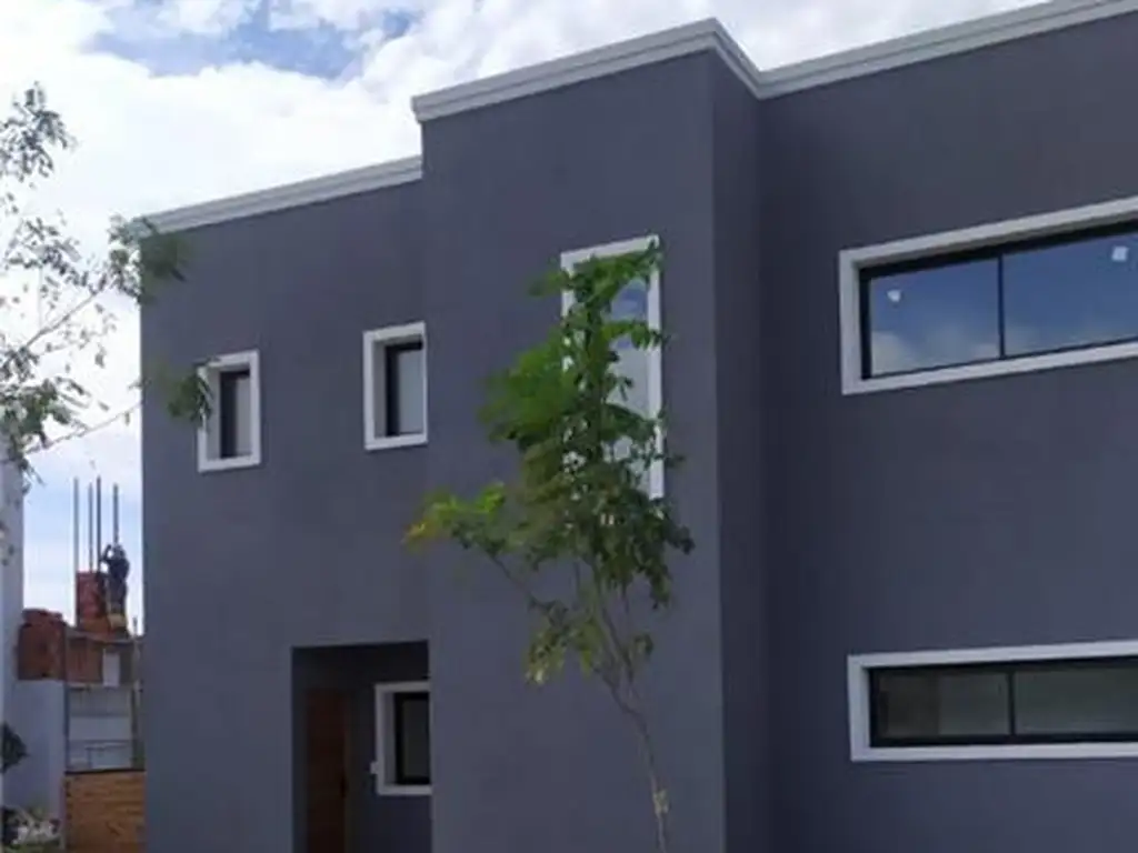 Hermosa casa en venta a estrenar, ubicada en el Barrio Cerrado San Pablo en Derqui