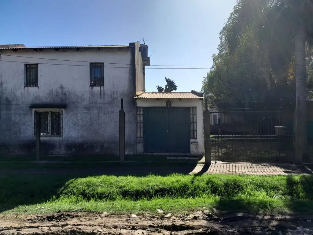 Casa sobre lote de 20 x 20m. General Rodríguez