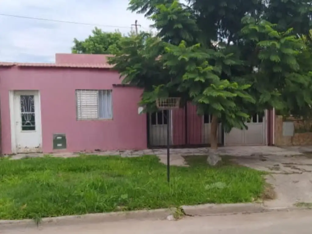 CASA EN SANTOTO