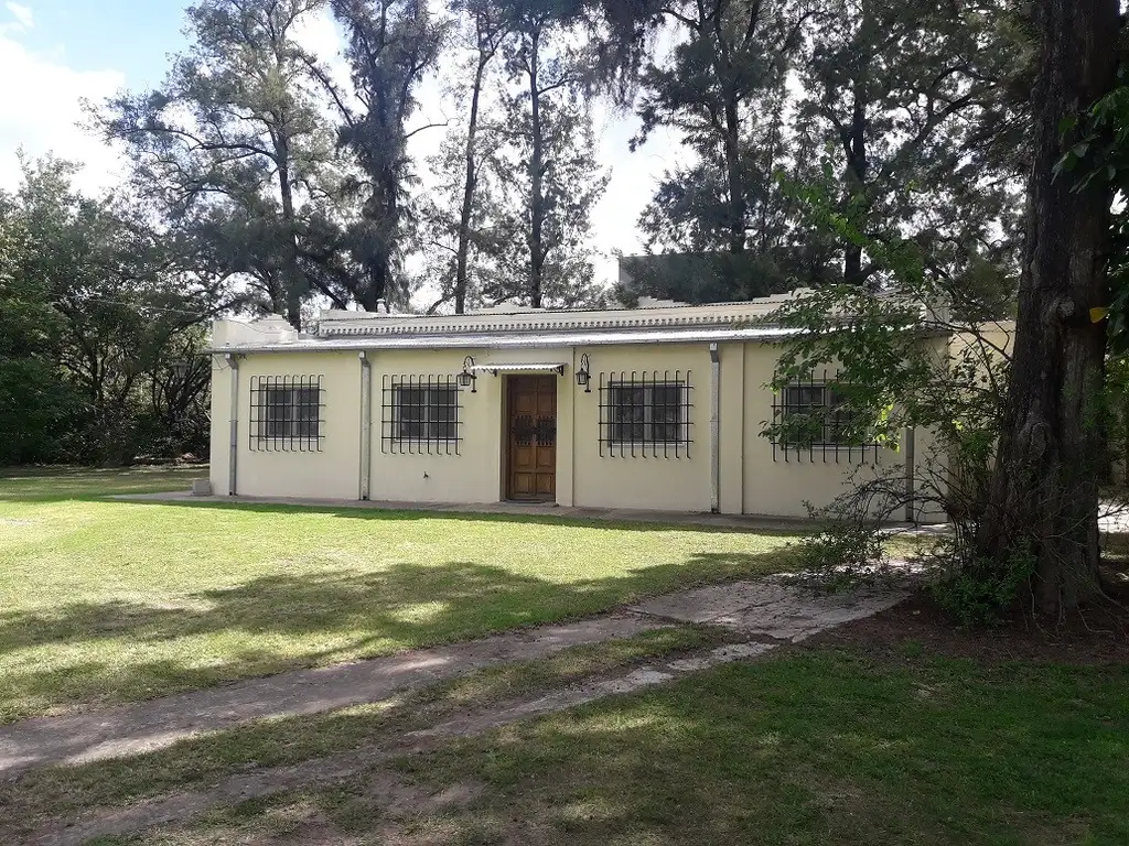 Alquiler Casa Escobar