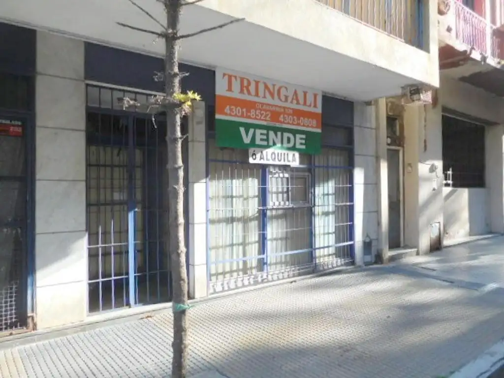 LOCAL CON VIVIENDA U OFICINA Y PATIO