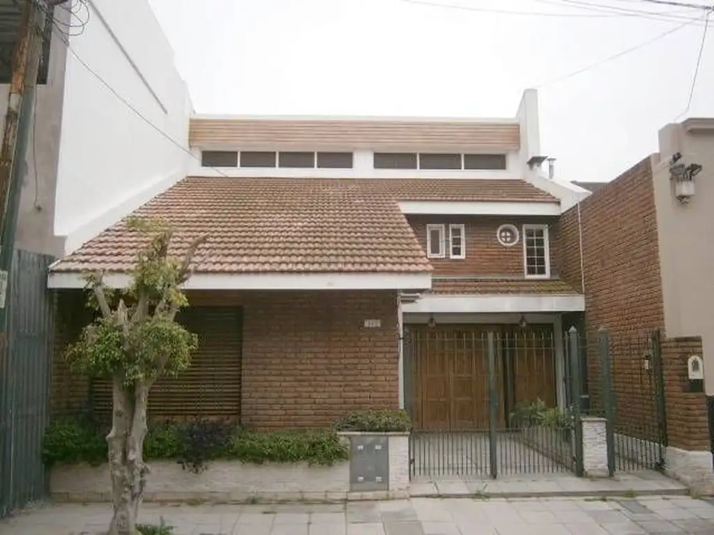 Casa - Venta - Argentina, Avellaneda - Lemos 253