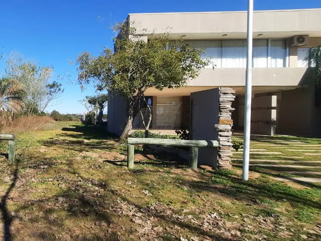 TERRENO BUSCA PROPIETARIO EN CAYASTA VISTA AL RIO SAN JAVIER (BARRIO SEMICERRADO PUNTA ARENA)