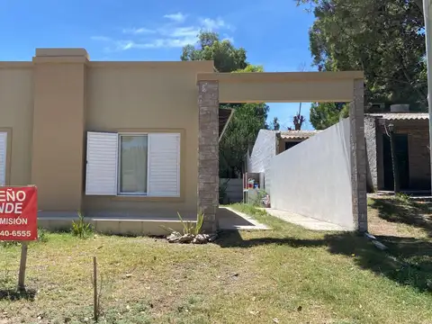 Casa a estrenar en Claromeco