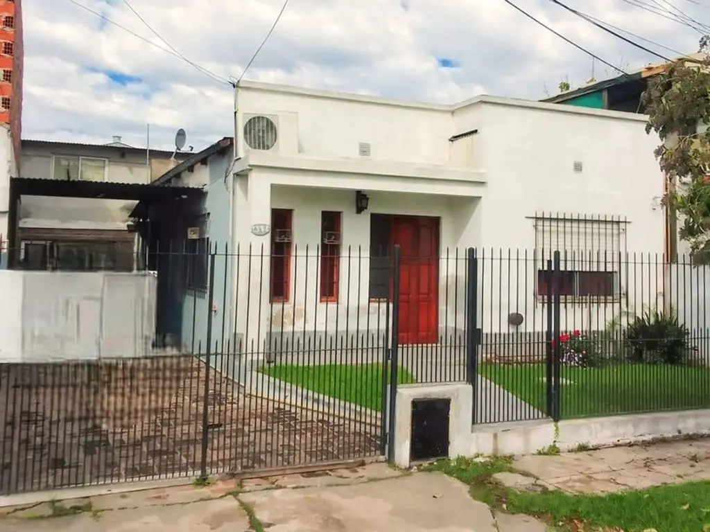 CASA FAMILIAR EN TIGRE