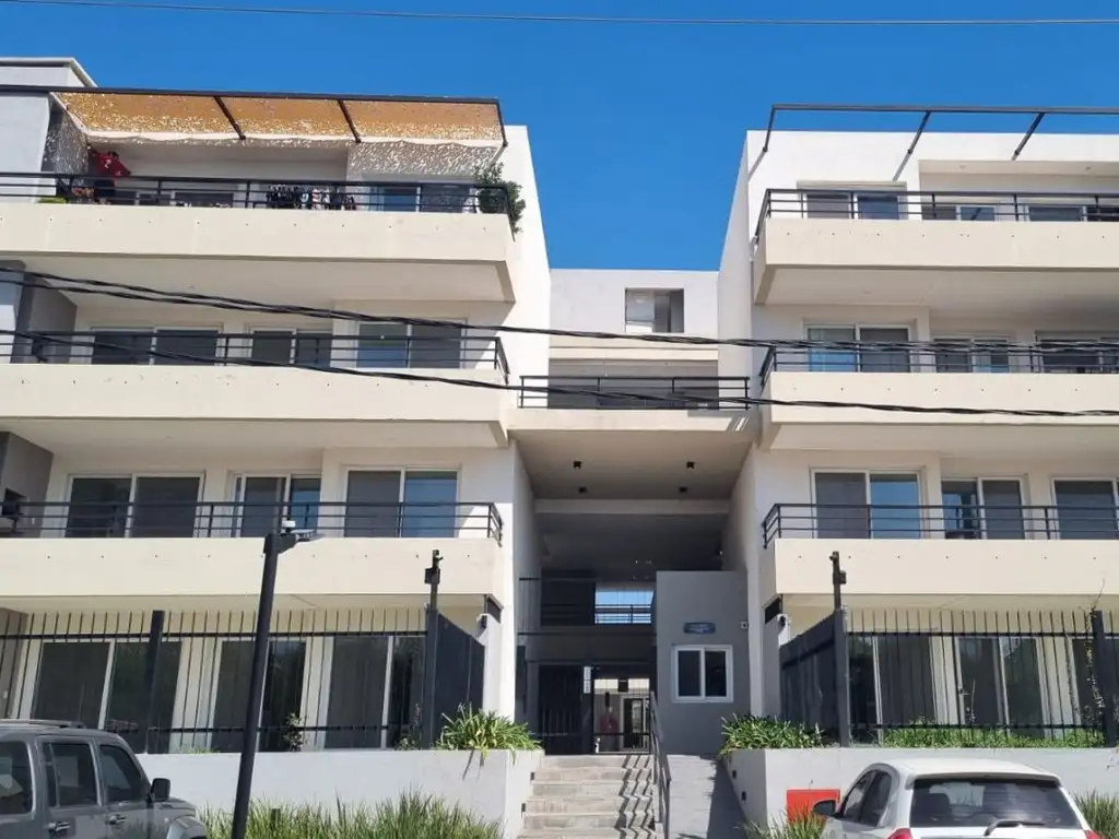 venta dpto  2 ambientes con balcon y parrilla, zug caamañoo