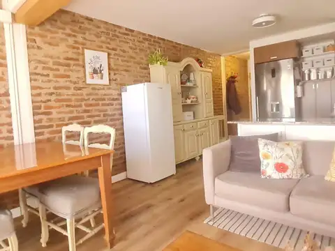 ¡Impecable Depatamento tipo Dúplex de 3 Ambientes con Balcón y Amenities en Excelente Ubicación En