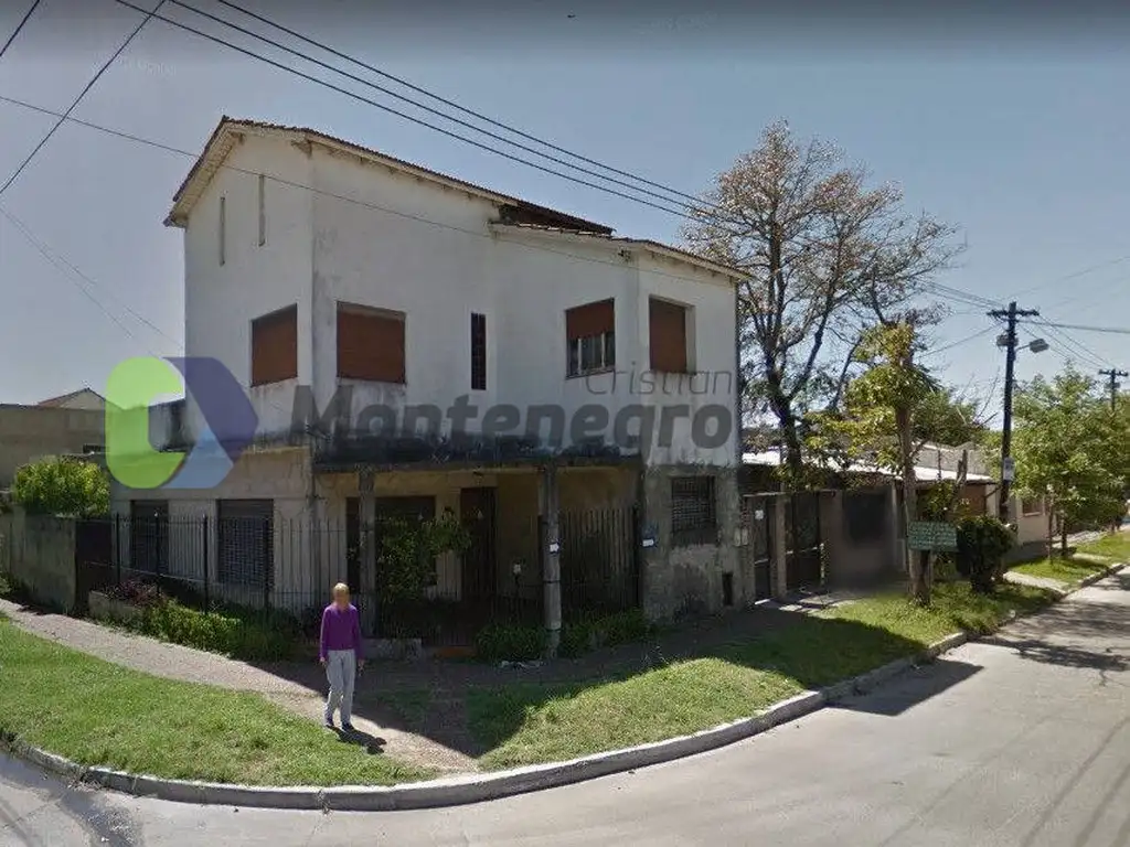 Casa - Venta - Argentina, Quilmes - Calle Bouchart 100