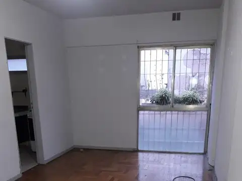 Excelente Oportunidad!!!!! 3 Ambientes Al Frente - Muy Buena Zona - Para Familia O Inversión/renta- - Foto 0