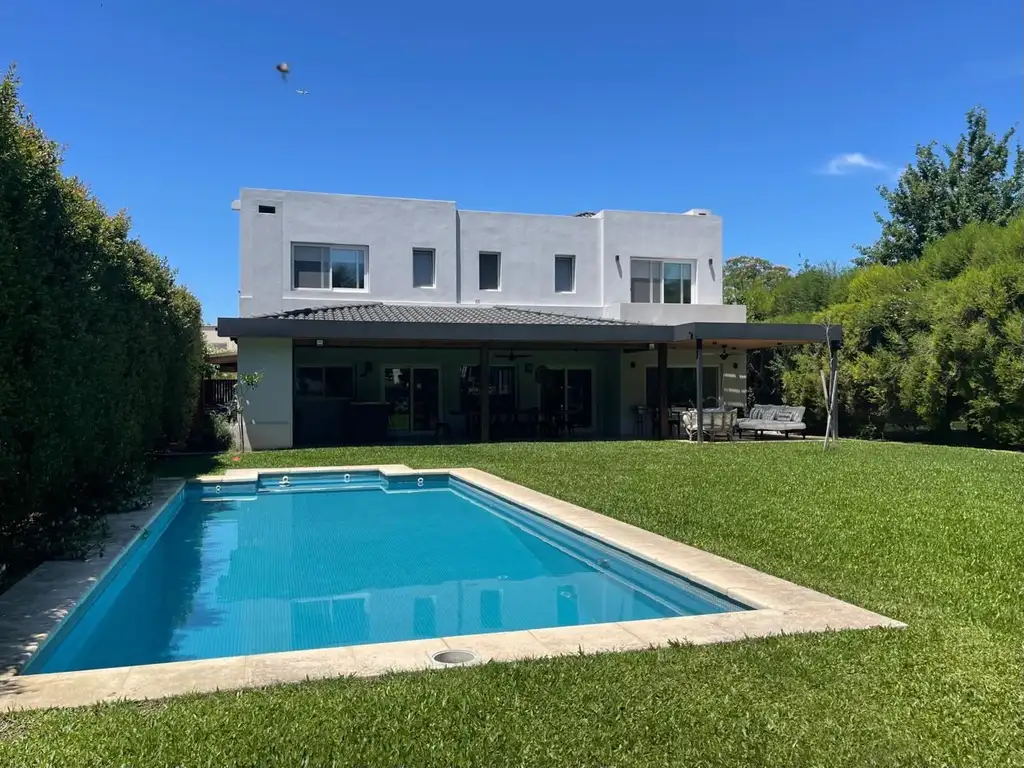 Casa  en Alq. Temporario en Santa Barbara, Tigre, G.B.A. Zona Norte