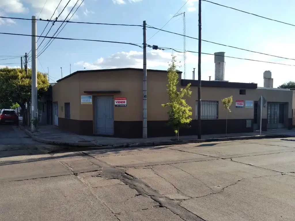 Casa con Local, Barrio Belgrano, Río Tercero