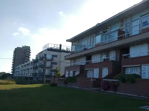 Departamento en venta - 3 dormitorios 3 baños - 70mts2 - Pinamar