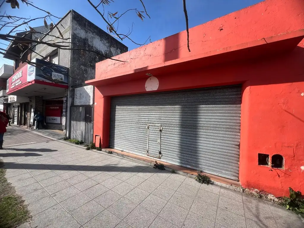 En Venta  local comercial con vivienda inversión