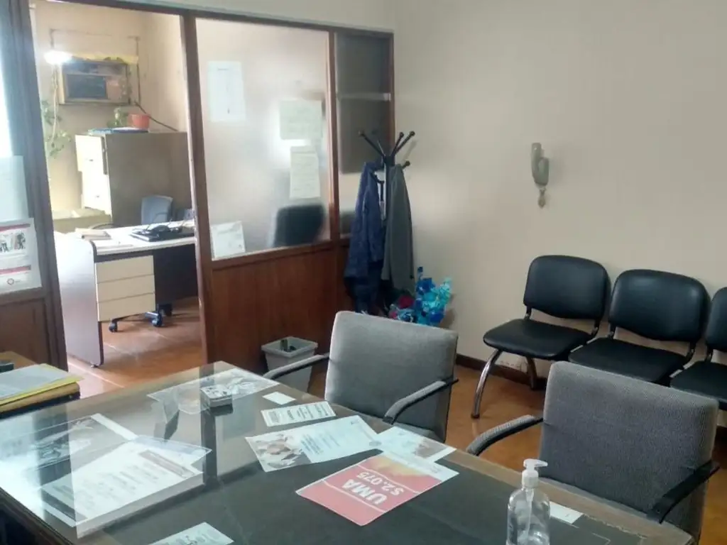 OPORTUNIDAD OFICINA 2 AMBIENTES CENTRICA SAN JUSTO ESCUCHA O