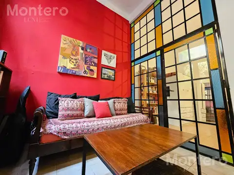 ¡Espectacular PH de estilo, 3amb c/patio en casco histórico de la ciudad!