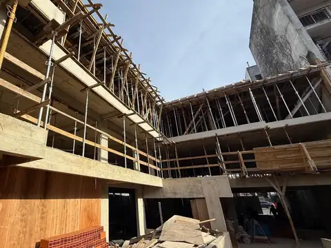 Departamento en Venta con 1 cocheras