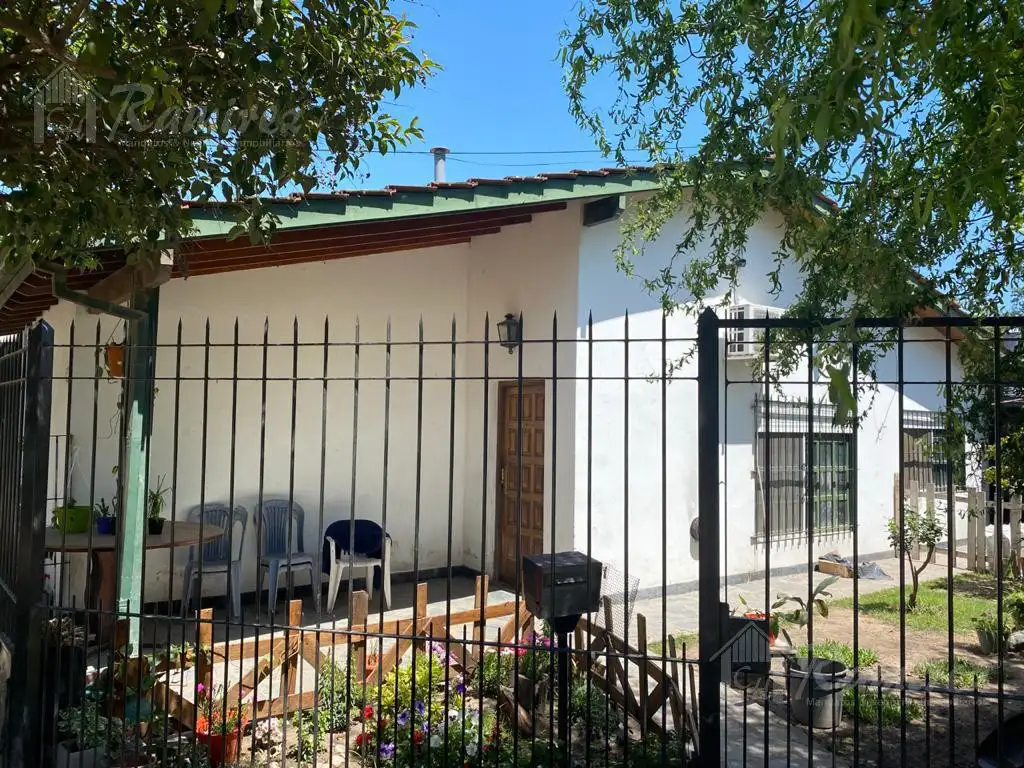 Casa 4 Ambientes En Venta - Francisco Alvarez, Moreno