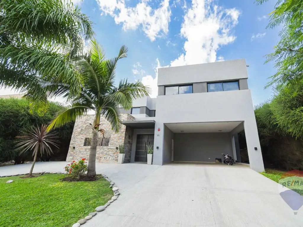 Casa en Alquiler al Rio Villanueva Tigre