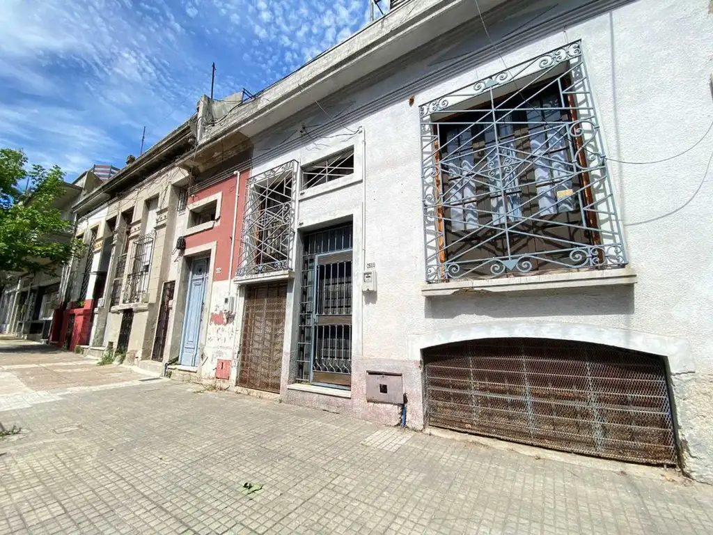 VENTA CASA 3 DORMITORIOS EN LA FIGURITA